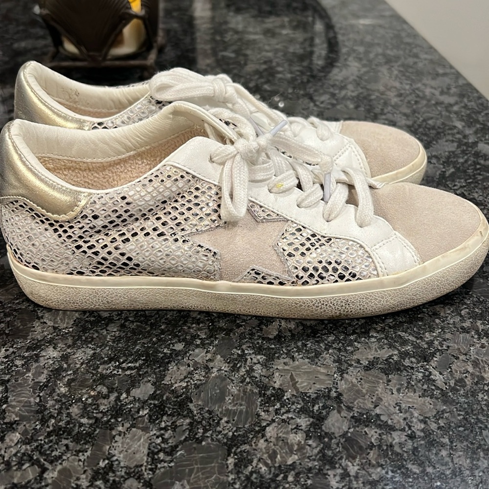 Vintage Havana sneakers light tan suede